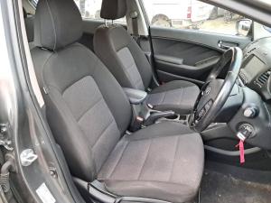 2018 Kia Cerato image 7