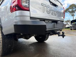 2015 Toyota Hilux GUN126R image 7