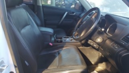 toyota Kluger 2009 Parts & Wrecking