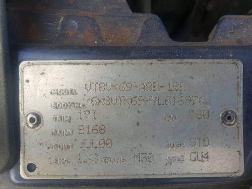 holden Commodore 2000 Parts & Wrecking