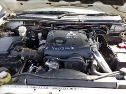 2012 Mitsubishi Triton image 8