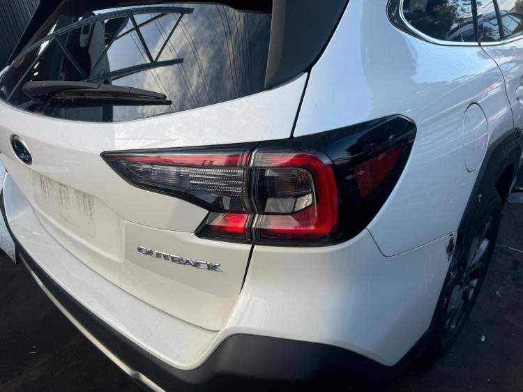subaru Outback 2022 Parts & Wrecking