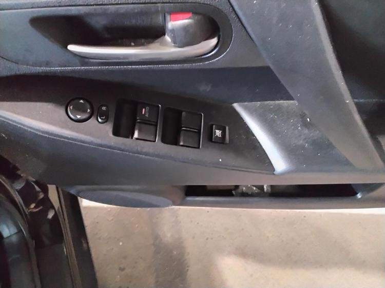 mazda 3 BL NEO Mar 2012 Parts & Wrecking