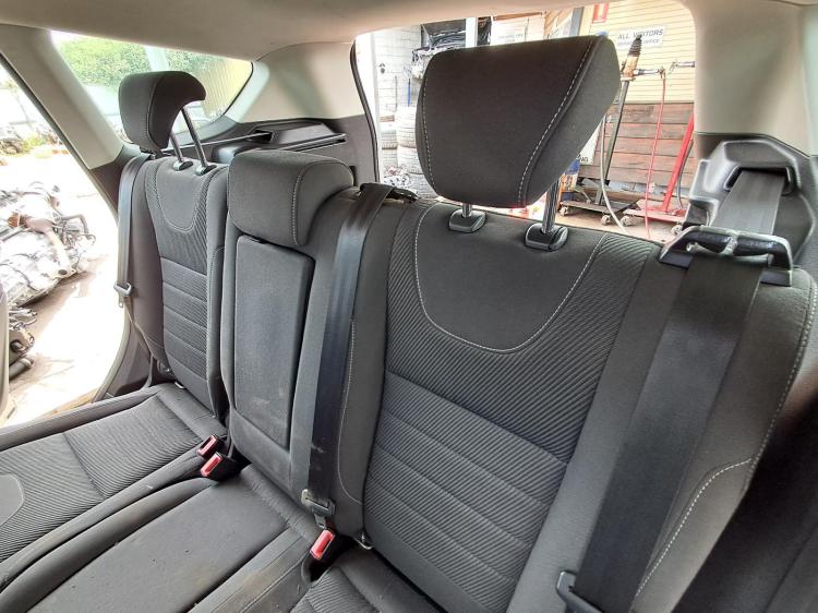 ford Kuga TF AMBIENTE Jun 2015 Parts & Wrecking