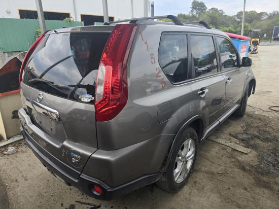 nissan X Trail T31 ST Oct 2012 Engine Motor 