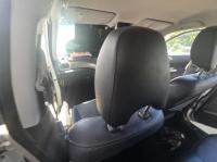 2010 Subaru Forester X image 8