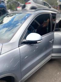 2010 Volkswagen Tiguan image 8
