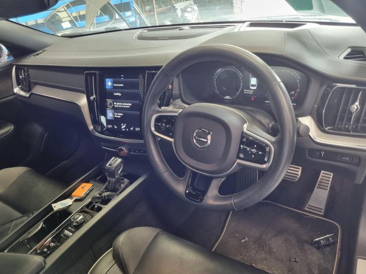 volvo S60/v60 T5 R-DESIGN MK3 2021 Parts & Wrecking