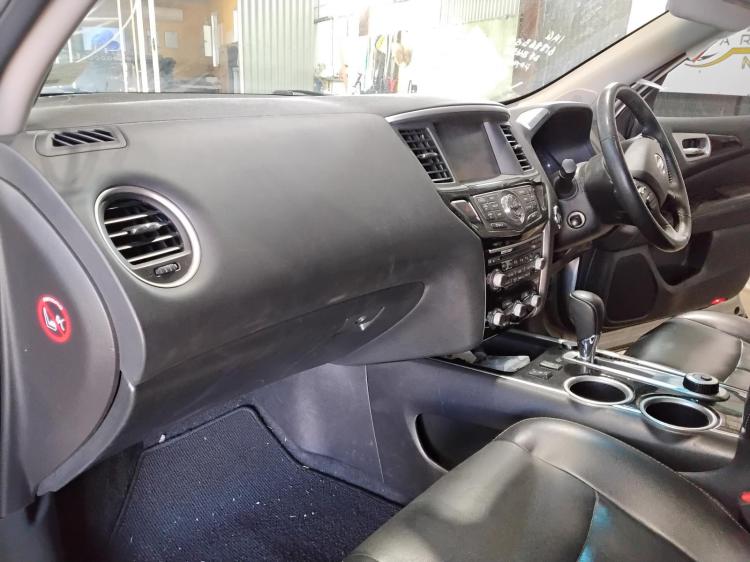 nissan Pathfinder ST-L Feb 2016 Parts & Wrecking