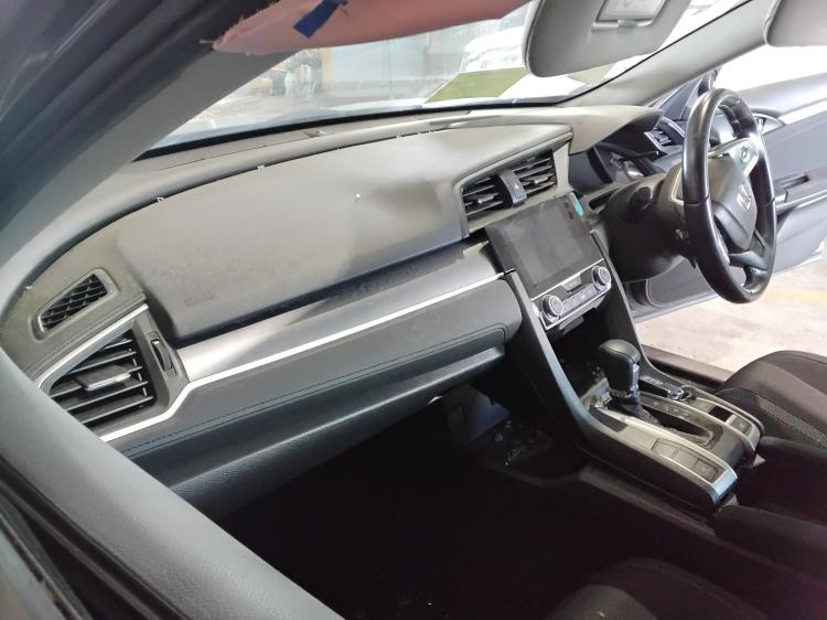honda Civic VTI-L Oct 2017 Parts & Wrecking