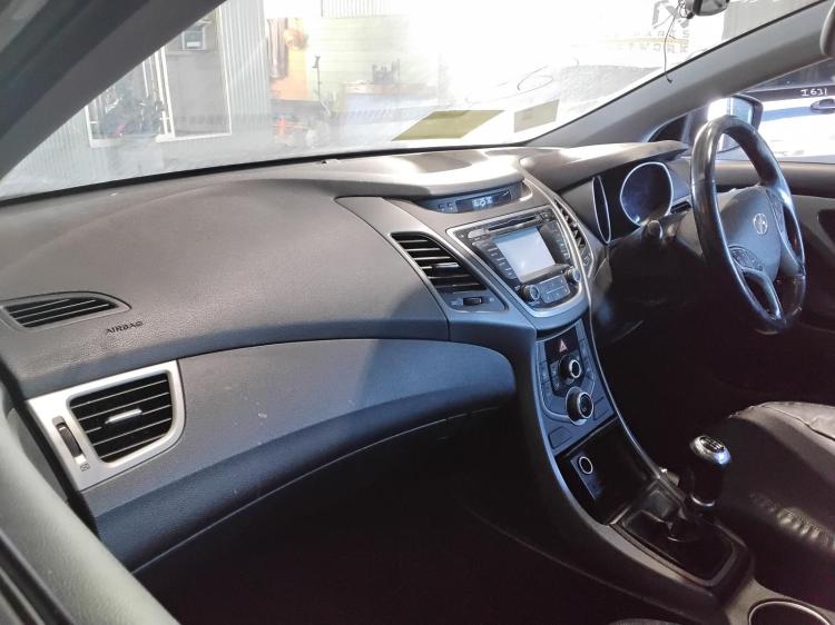 hyundai Elantra SE Feb 2015 Parts & Wrecking
