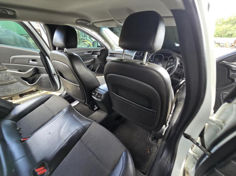 holden Malibu V300 CD Dec 2014 Parts & Wrecking
