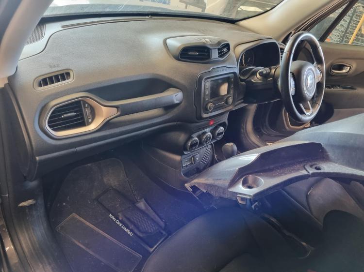 jeep Renegade LONGITUDE BU 2017 Parts & Wrecking
