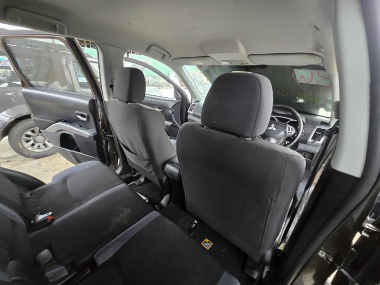 mitsubishi Outlander ZH LS May 2010 Parts & Wrecking