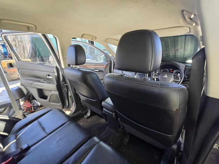 mitsubishi Outlander ZJ ASPIRE Jul 2013 Parts & Wrecking