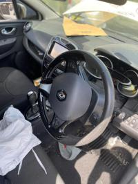 2015 Renault Clio image 8