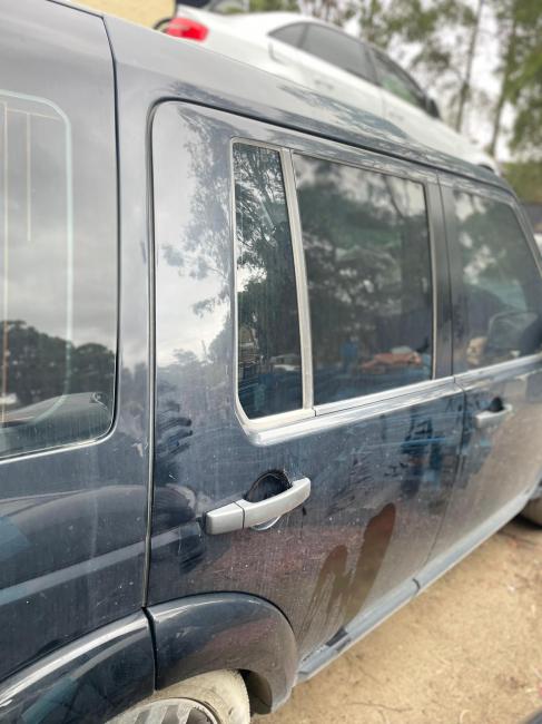 land rover Discovery 2011 Parts & Wrecking
