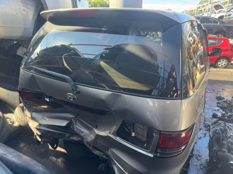 toyota Estima 2015 Parts & Wrecking