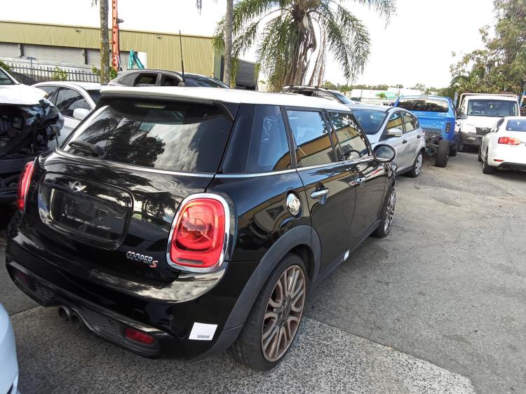 mini Cooper S Mar 2015 Parts & Wrecking