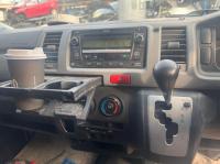 2010 Toyota Hiace image 8