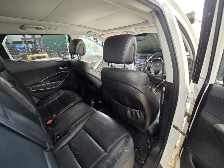 hyundai Santa Fe DM HIGHLANDER Nov 2013 Parts & Wrecking