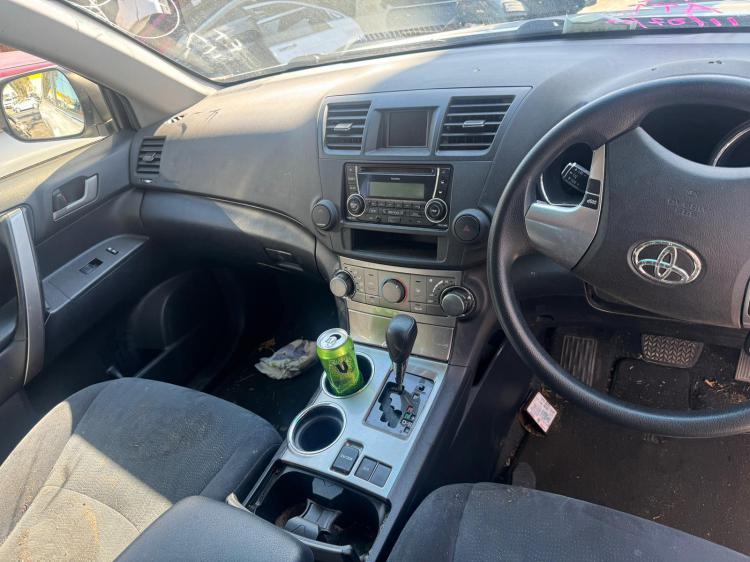 toyota Kluger 2012 Parts & Wrecking