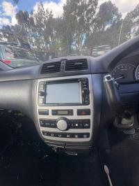 2005 Toyota Avensis image 8