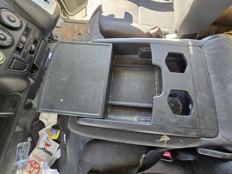 toyota Hiace TRH SUPER LWB Apr 2012 Parts & Wrecking