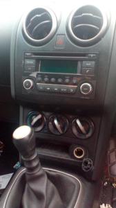 2012 Nissan Dualis ST image 8