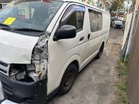 Toyota Hiace KDH101 image 8