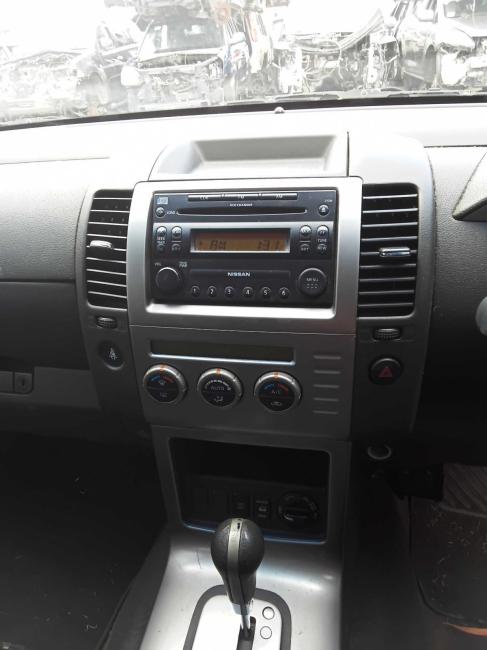 nissan Pathfinder ST-L Apr 2005 Parts & Wrecking