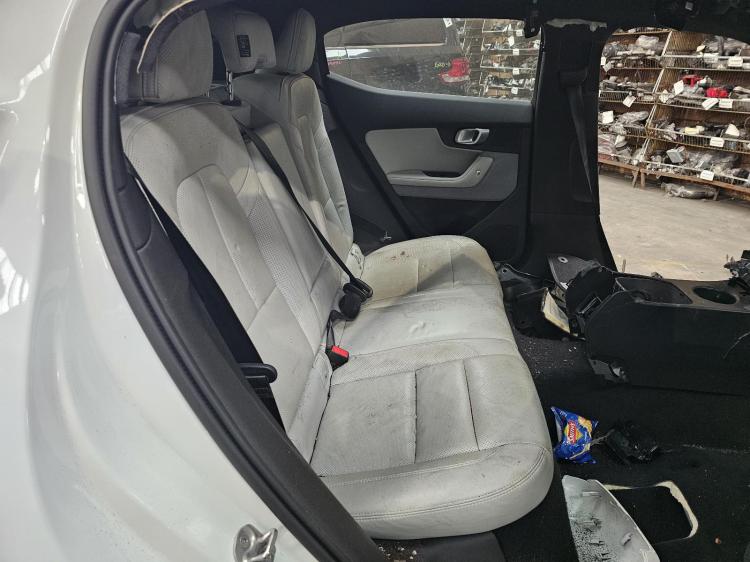 polestar 2 LONG RANGE SINGLE MOTOR May 2023 Parts & Wrecking