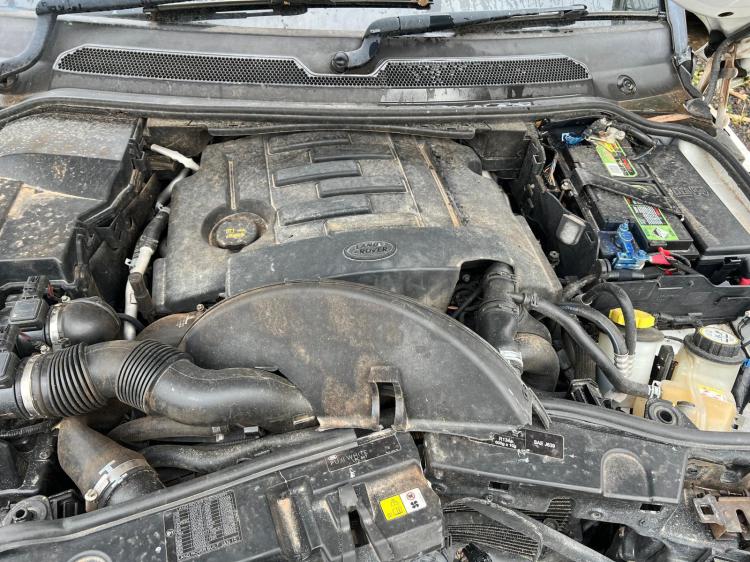 land rover Discovery L319 Mar 2015 Parts & Wrecking