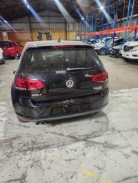 2016 Volkswagen Golf GOLF image 8