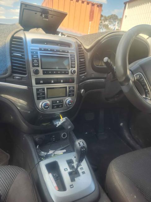 hyundai Santa Fe SANTA FE 2010 Parts & Wrecking