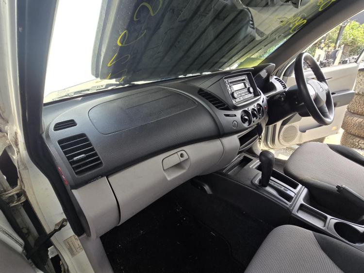 mitsubishi Triton MN GLX Mar 2012 Parts & Wrecking