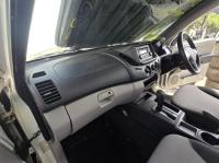 2012 Mitsubishi Triton MN GLX image 8