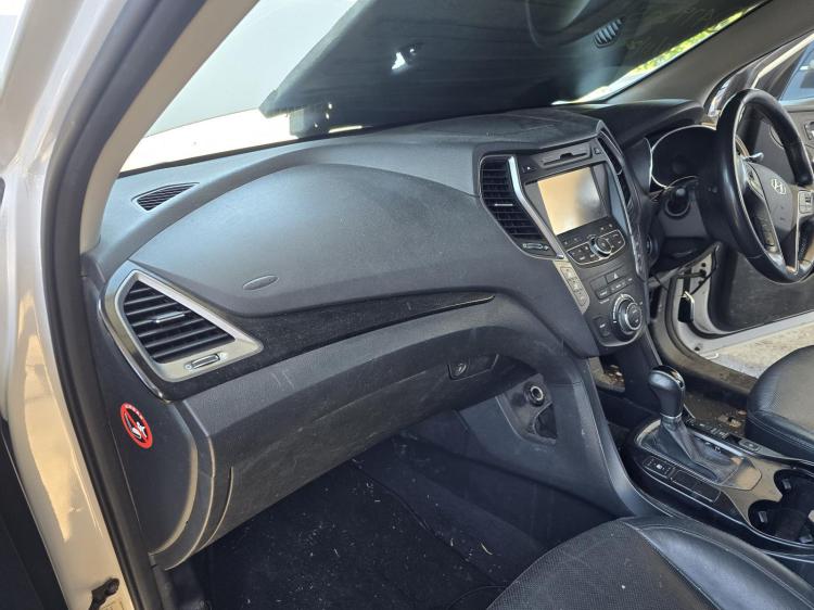 hyundai Santa Fe DM SR Mar 2015 Parts & Wrecking