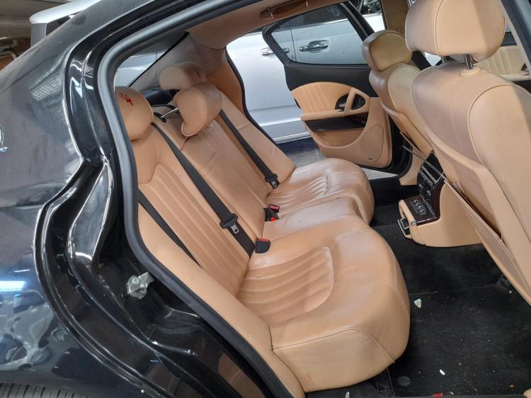 maserati Quattroporte 4.2L M138 AMT 6SPD RWD DRY SUMP - RED ROCKER COVER Apr 2006 Parts & Wrecking