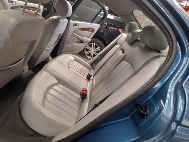 jaguar X Type 2.5L AJ-V6 AUTO 5SPD AWD SE Jan 2003 Parts & Wrecking