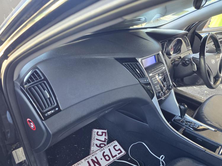 hyundai I45 YF PREMINM Oct 2010 Parts & Wrecking