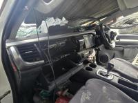 2016 Toyota Hilux GUN126R SR5 image 8