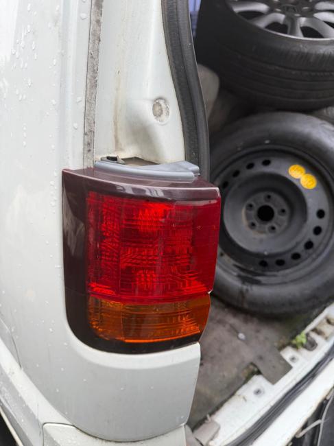 nissan Elgrand 2000 Parts & Wrecking