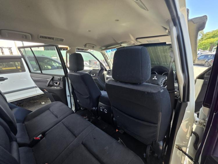 mitsubishi Pajero NT GLX Sep 2010 Parts & Wrecking