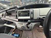 2006 Toyota Tarago image 8