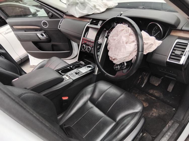 land rover Discovery 2.0 SD4 HSE L462 2017 Parts & Wrecking