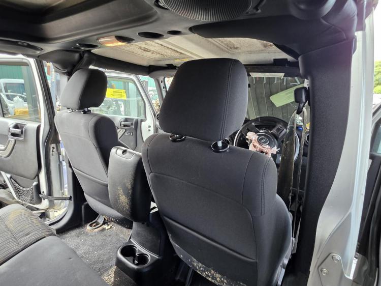 jeep Wrangler JK UNLIMITED SPORT Apr 2011 Parts & Wrecking