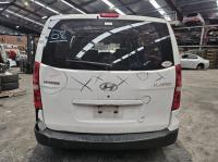 2016 Hyundai Iload 2.5DT D4CB AUTO 5SPD RWD TQ3-V image 8