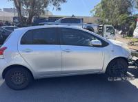 2011 Toyota Yaris image 8