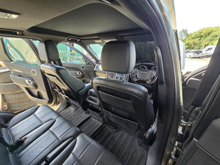 land rover Discovery L462 SD4 SE Jul 2017 Parts & Wrecking